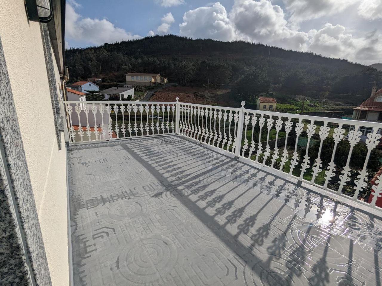 Vivienda Turistica Vacacional Maricarmen Hotel Arou Exterior photo